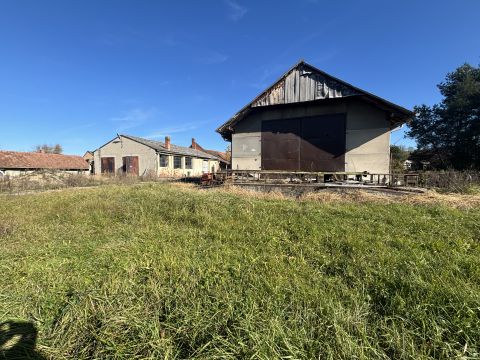 Eladó Ipari 8995 Salomvár 