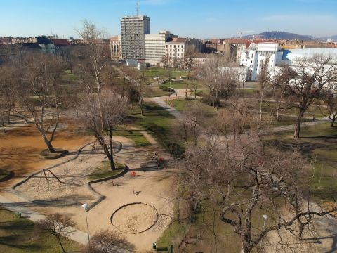 Eladó Lakás 1081 Budapest 8. kerület , NE MARADJ LE RÓLA! Erkel Színház mellett 4 miniapartman!!!