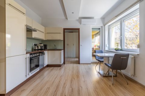 Eladó Lakás 1124 Budapest 12. kerület 