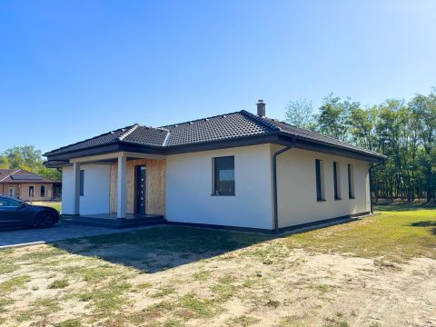 Eladó Ház 6000 Kecskemét , Megbízható kivitelezővel álomotthon, energiatakarékos megoldással.