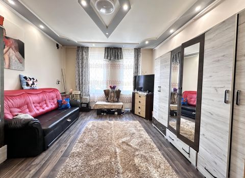 Eladó Lakás 1201 Budapest 20. kerület Jó állapotú, klímás házrész, fedett terasszal.