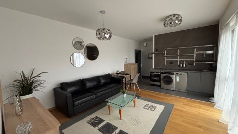 Eladó Lakás 1025 Budapest 2. kerület , Kiváló lokáció-Sétatávolságra a Kolosy tér-Terasz-Autóbeálló