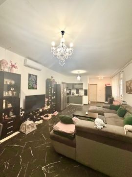 Eladó Lakás 1239 Budapest 23. kerület Soroksár Hősök tere szomszédságában társasházi lakás 