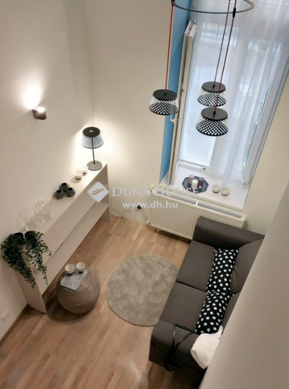 Eladó Lakás Budapest VI. kerület, 