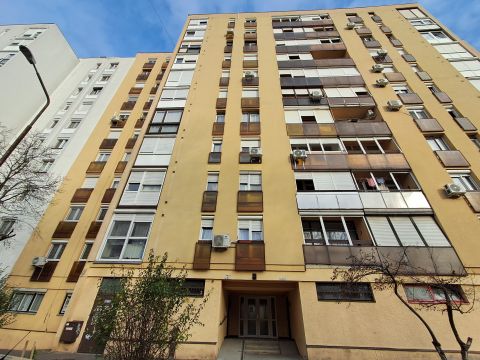 Eladó Lakás 7632 Pécs 