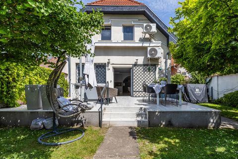 Eladó Ház 1154 Budapest 15. kerület 