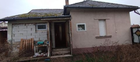 Eladó Ház 5123 Jászárokszállás , 5123 Jászárokszállás, Csendes