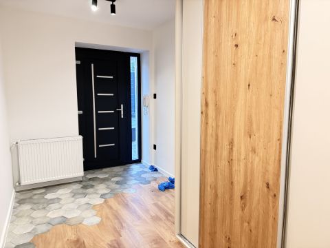 Eladó Lakás 7635 Pécs Mecsekoldal-Bálics 3 szobás kertkapcsolatos felújított lakás