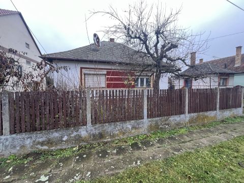 Eladó Ház 4225 Debrecen 