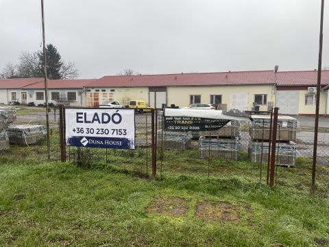 Eladó Üzlethelyiség 8868 Letenye , FŐÚT MELLETTI ÜZLETHELYISÉG FEJLŐDŐ TERÜLETEN ELADÓ