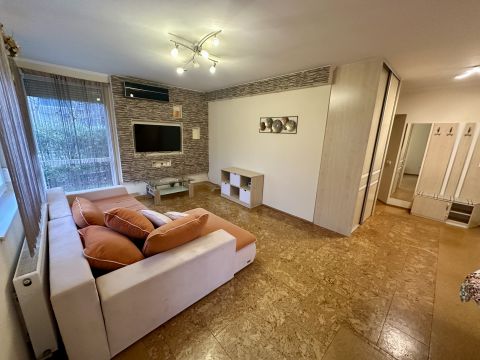 Eladó Lakás 4032 Debrecen , Eladó Lakás garázzsal az Úrrétjén 