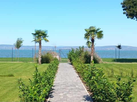 Eladó Lakás , Ezüstpart