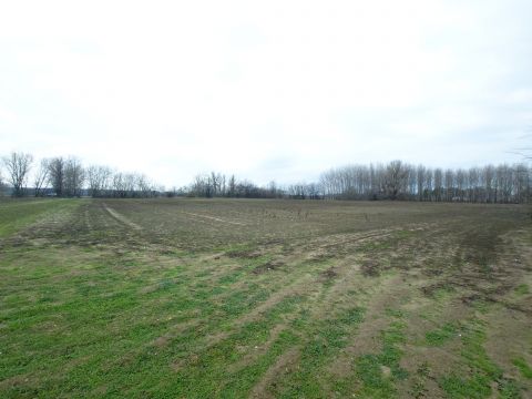 Eladó Telek 2721 Pilis , Monorierdő és Pilis közt a 4 es út mellett