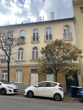 Eladó Lakás 1016 Budapest 1. kerület 