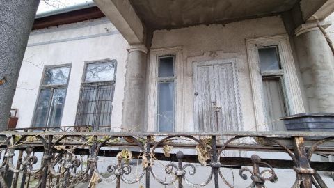 Eladó Ház 2730 Albertirsa , 2730 Albertirsa, Központi