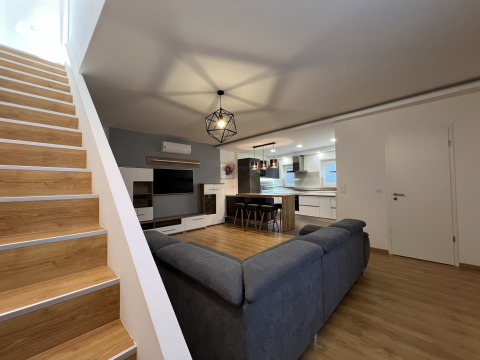 Eladó Lakás 1064 Budapest 6. kerület 