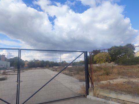 Eladó Ipari 6000 Kecskemét 