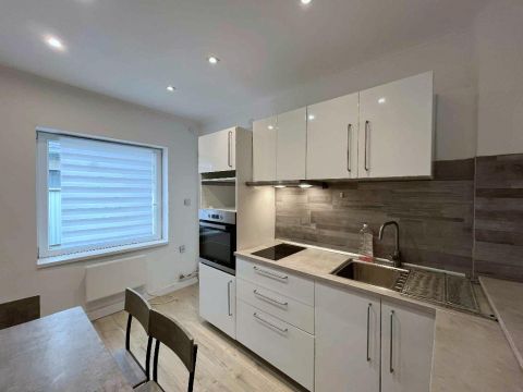 Eladó Ház 1097 Budapest 9. kerület , 1097 Budapest 9, Aszódi lakótelep