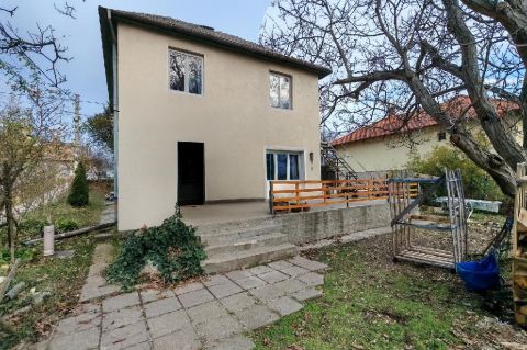 Eladó Ház 2072 Zsámbék 2072 Zsámbék, Józsefváros
