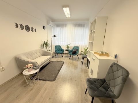 Kiadó Iroda 4400 Nyíregyháza Nyíregyháza Belvros