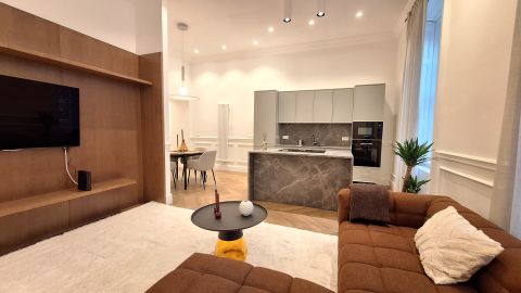 Kiadó Lakás 1051 Budapest 5. kerület 