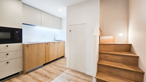 Eladó Lakás 1088 Budapest 8. kerület , Astoriától 1 sarokra - új lakás, szuper áron!