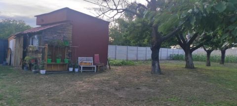 Eladó Telek 2310 Szigetszentmiklós , 2310 Szigetszentmiklós, zárt kerti övezet