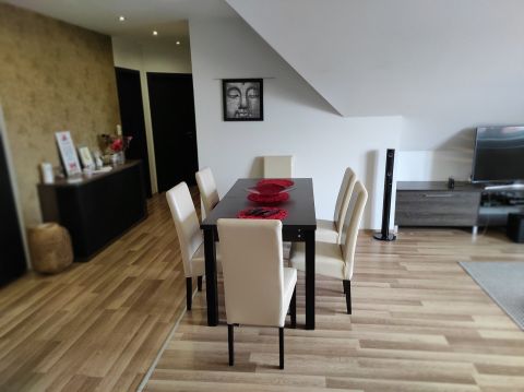 Kiadó Lakás 2091 Etyek , Etyeki tó közelében