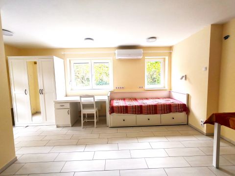 Kiadó Lakás 1031 Budapest 3. kerület 