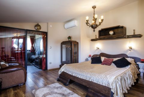 Eladó Lakás 2015 Szigetmonostor 