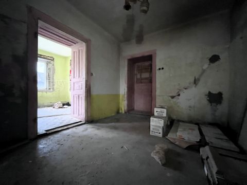 Eladó Ház 8181 Berhida csendes utcában, tehermentes ingatlan