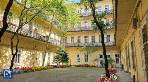 Eladó Lakás 1081 Budapest 8. kerület 