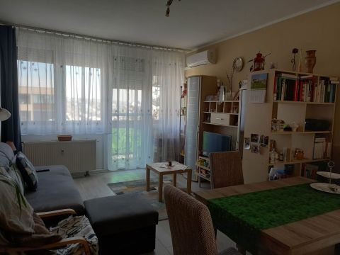 Eladó Lakás 3200 Gyöngyös 