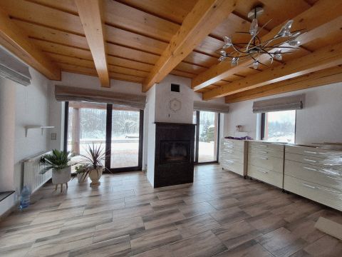 Eladó Ház 2182 Domony Domonyvölgyben Prémium üdülőház eladó