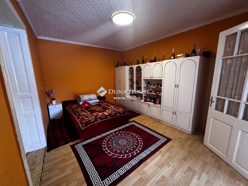 6087 Dunavecse , Nagy telekkel eladó Családi ház! — 1/17