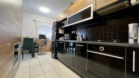 Eladó Lakás 8230 Balatonfüred , Csendes környék