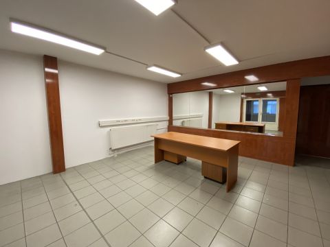 Eladó Ipari 9400 Sopron , Sopron frekventált részén, telephely eladó!