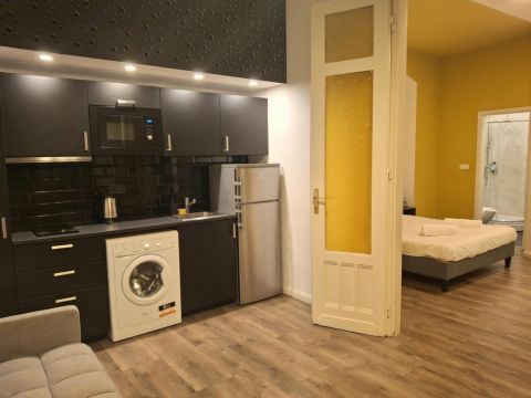 Eladó Lakás 1072 Budapest 7. kerület 