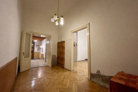 Eladó Lakás 1081 Budapest 8. kerület 