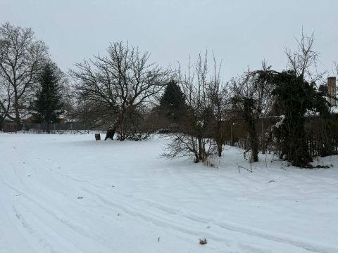 Eladó Telek 5126 Jászfényszaru , 5126 Jászfényszaru, Központban.