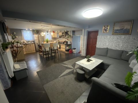 Eladó Ház 4150 Püspökladány Központtól 1.5 kilóméterre csendes helyen családi ház eladó