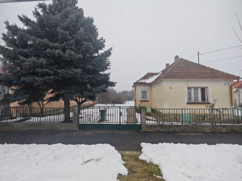 Eladó Ház 8373 Rezi 