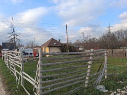 Eladó Telek 1037 Budapest 3. kerület , Óbuda, az Aranyhegyi-patakkal párhuzamos utca