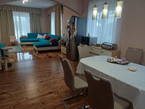 Eladó Ház 3711 Szirmabesenyő Szirmabesenyő