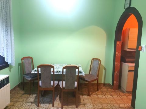 Eladó Ház 6070 Izsák 