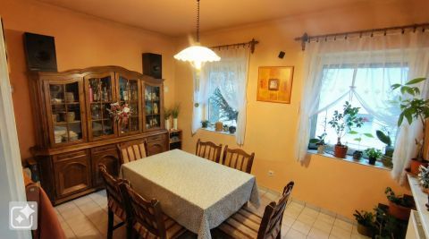 Eladó Ház 4028 Debrecen , Csapókert, Belvároshoz közeli részén 