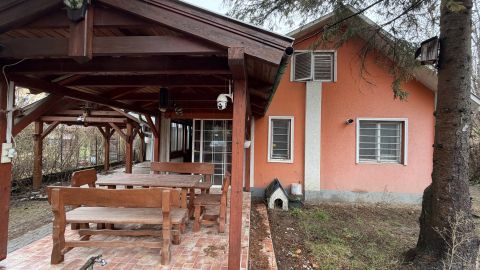 Eladó Ház 2015 Szigetmonostor 