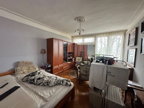 Eladó Lakás 1202 Budapest 20. kerület Szigetelt épületben,  jó elosztású felújítanandó lakás eladó