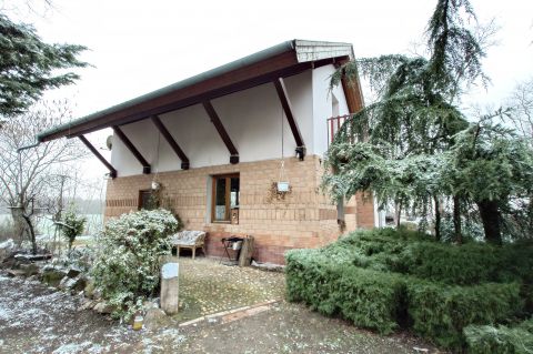 Eladó Ház 6031 Szentkirály , TÁVOL DE MÉGIS KÖZEL