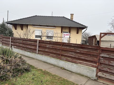 Eladó Ház 4251 Hajdúsámson Hajdúsmson Árpád út
